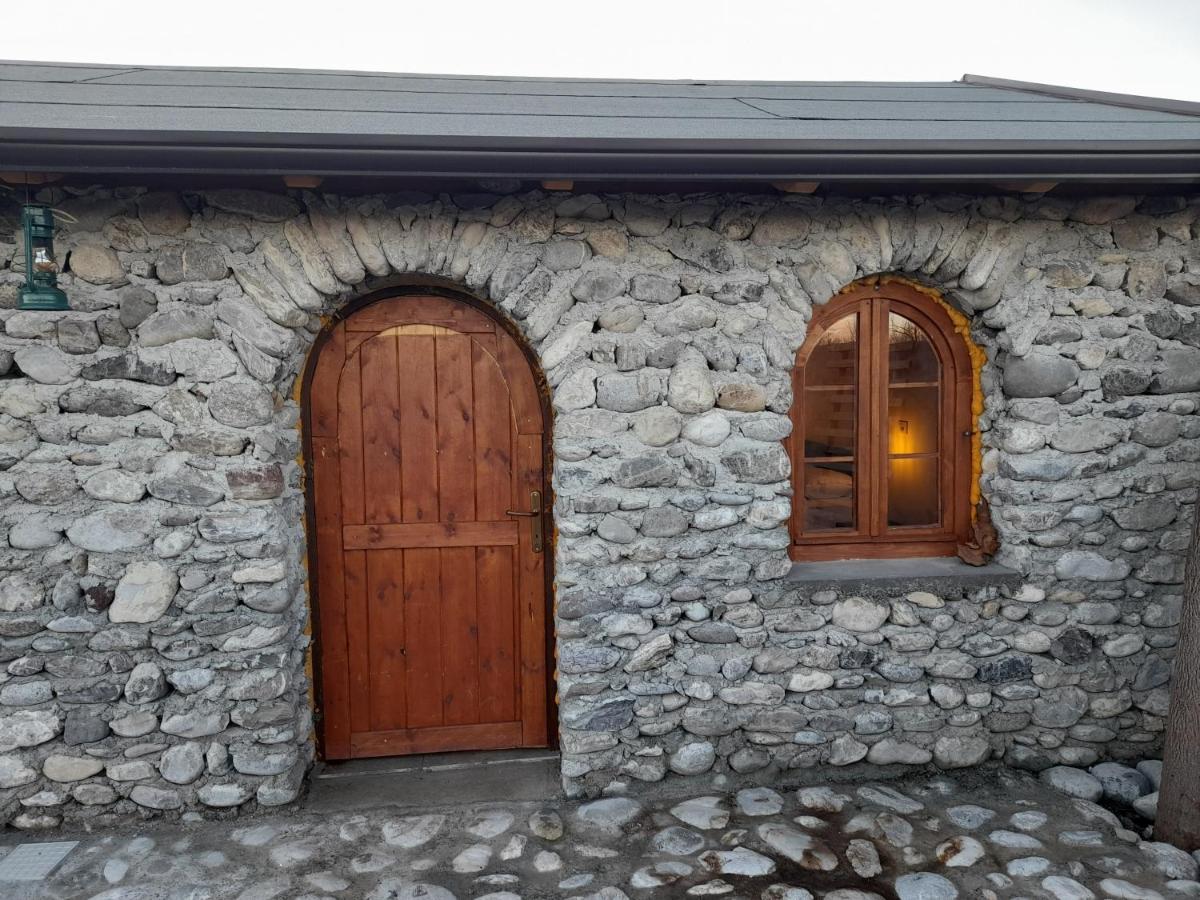 Windmill Shkodra Gesthouse Camping & Grill Luaran gambar