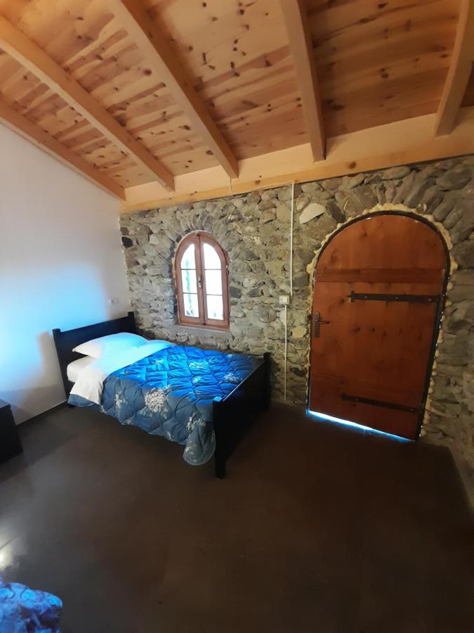 Windmill Shkodra Gesthouse Camping & Grill Luaran gambar